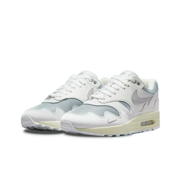 Patta x Nike Fake Air Max 1 white DQ0299-100